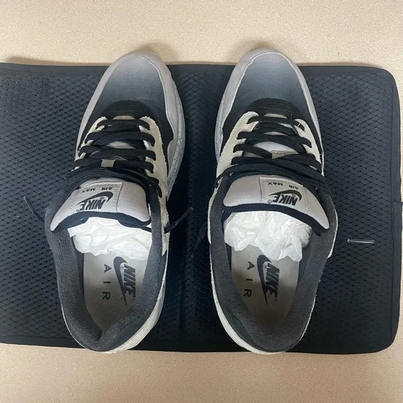 🔥Nike Air Max 1🔥 - Picture 7 of 14